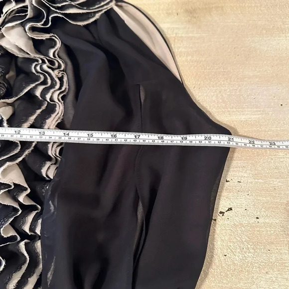 ROBERT Rodriguez Neiman Marcus Target Black Ruffles & Lace Blouse - Picture 9 of 11